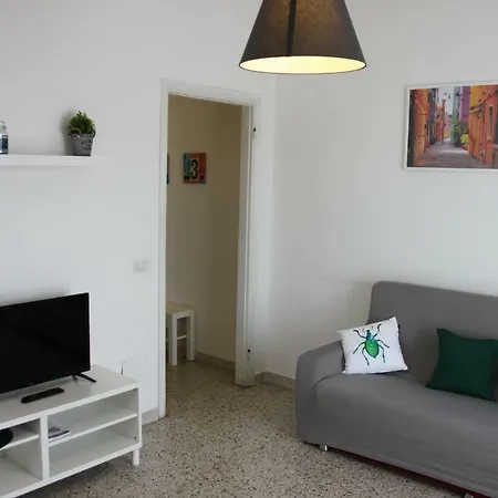 Quiet Flat In Santa Rita